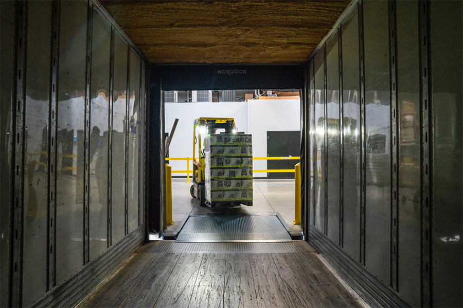 Lebensmittel-richtig-transportieren-Transportbehälter